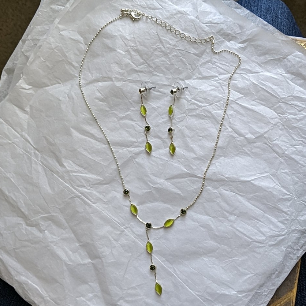 Green Stone Necklace and Earrings